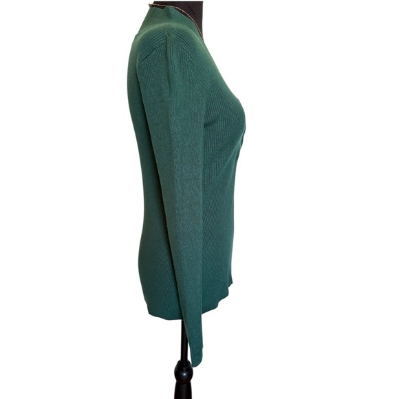 NWT Design History Woman’s Small Forest Green V-neck Ribbed Sweater - Picture 3 of 6